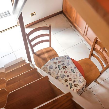 Appartamentino Su 2 Livelli Dosso del Liro Kültér fotó